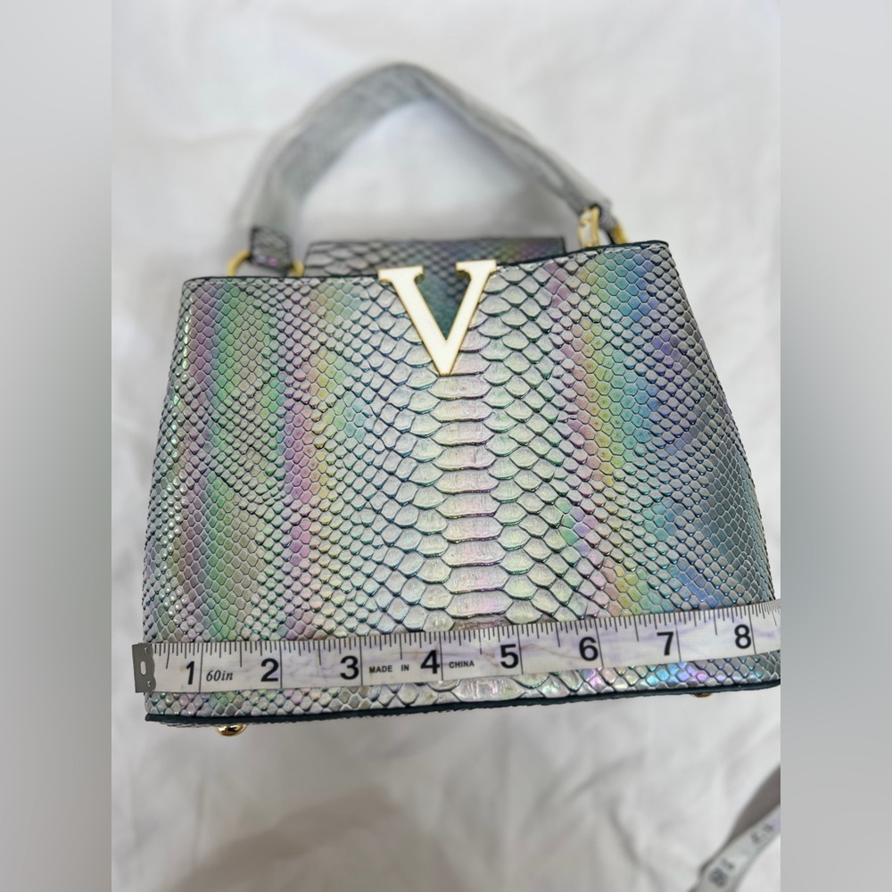 Silver Iridescent Satchel - Picture 7 of 11